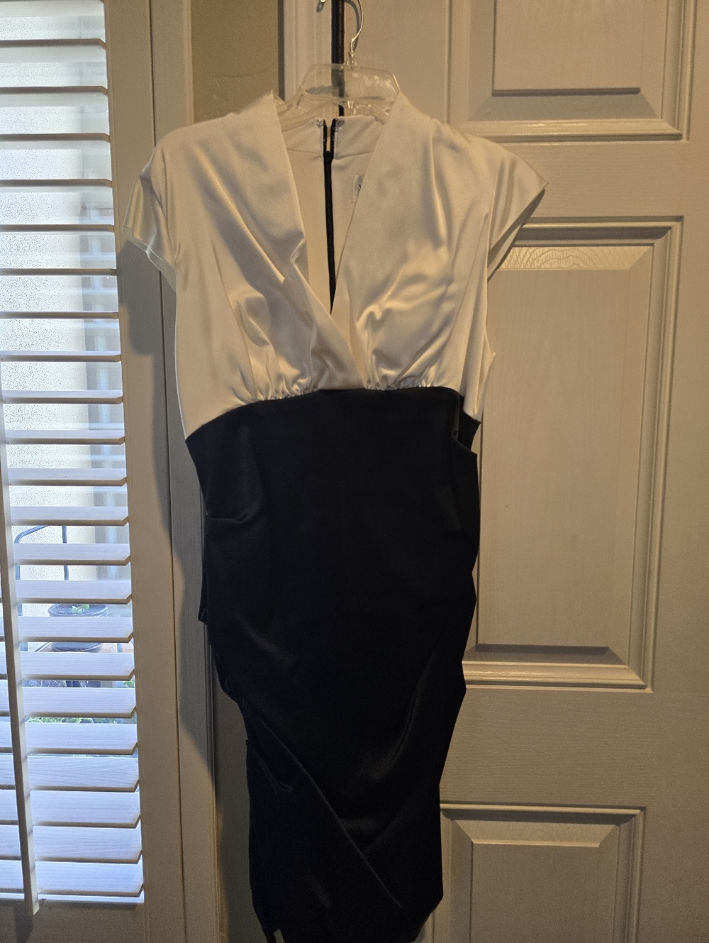 Xscape White and Black V-Neck Sheath Dress
